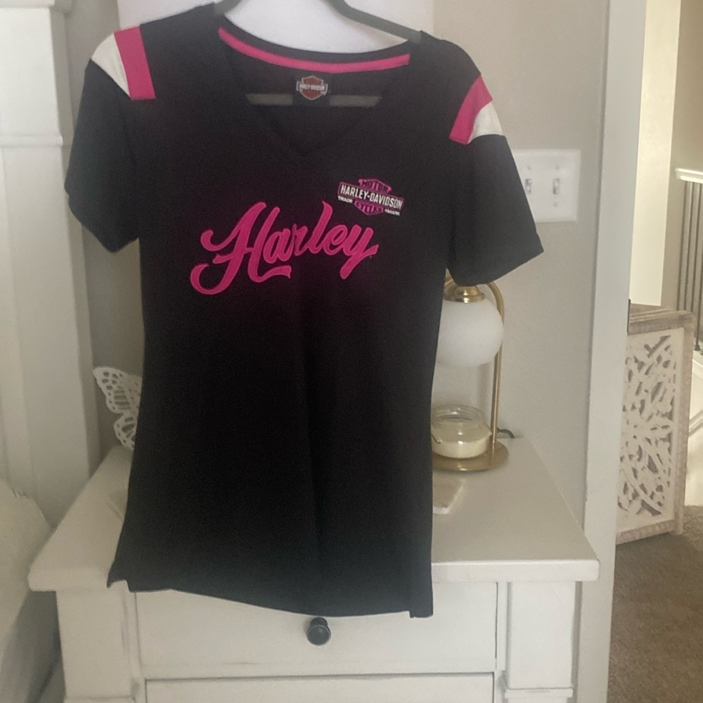 Women’s Harley Davidson size large worn one time perfect condition